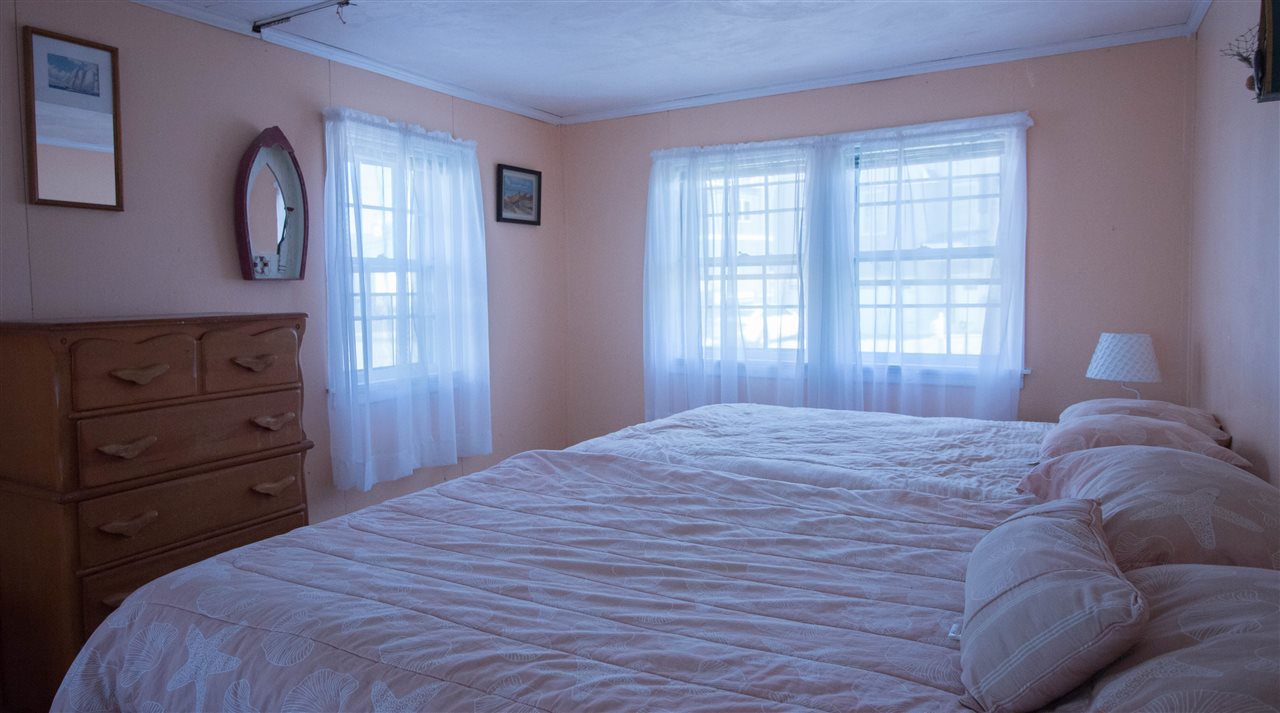 24 Campton Street Hampton, NH 03842 - Photo 12 of 27 Gallery Image 12