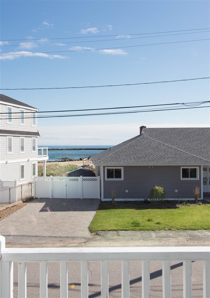 24 Campton Street Hampton, NH 03842 - Photo 6 of 27 Gallery Image 6