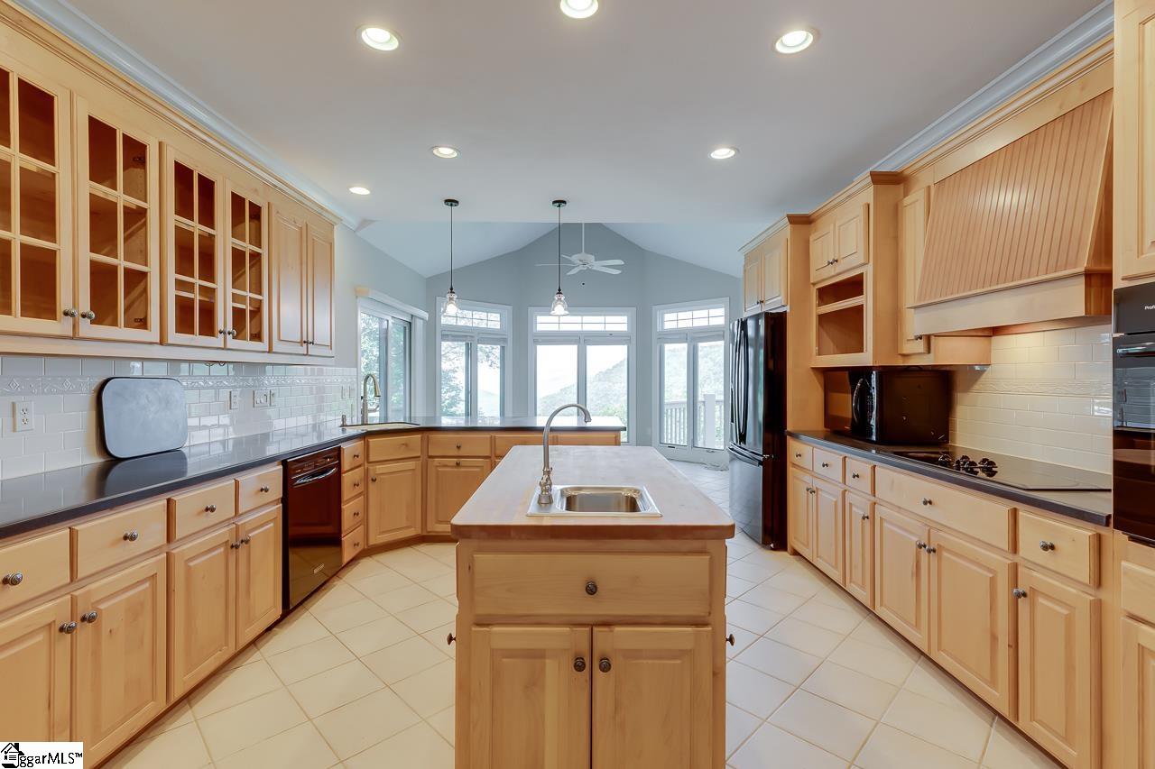 1319 Mountain Summit Road Travelers Rest, SC 29690 - Photo 17 of 36 Gallery Image 17