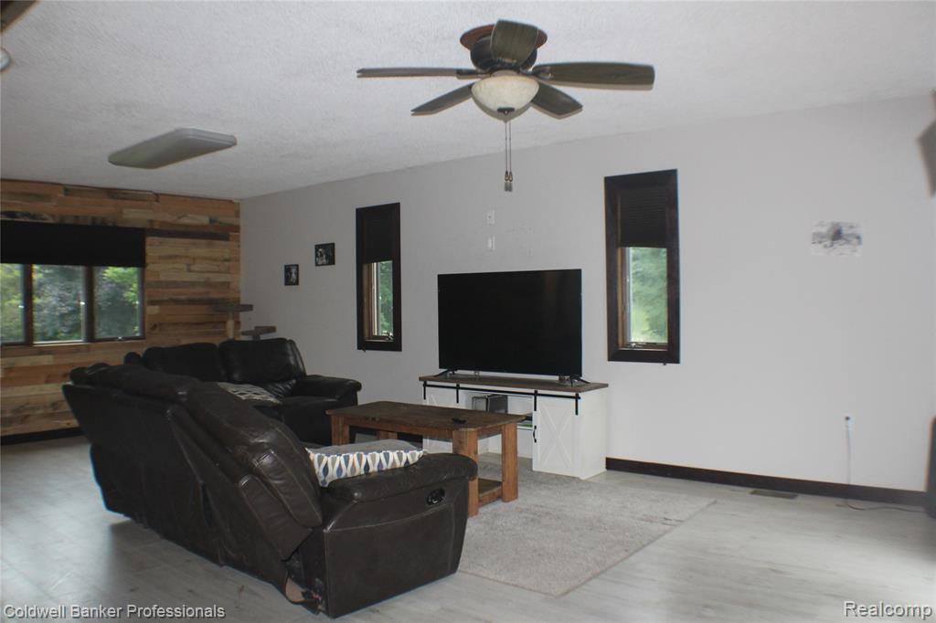 3775 Shay Lake Road Kingston, MI 48741 - Photo 11 of 23 Gallery Image 11