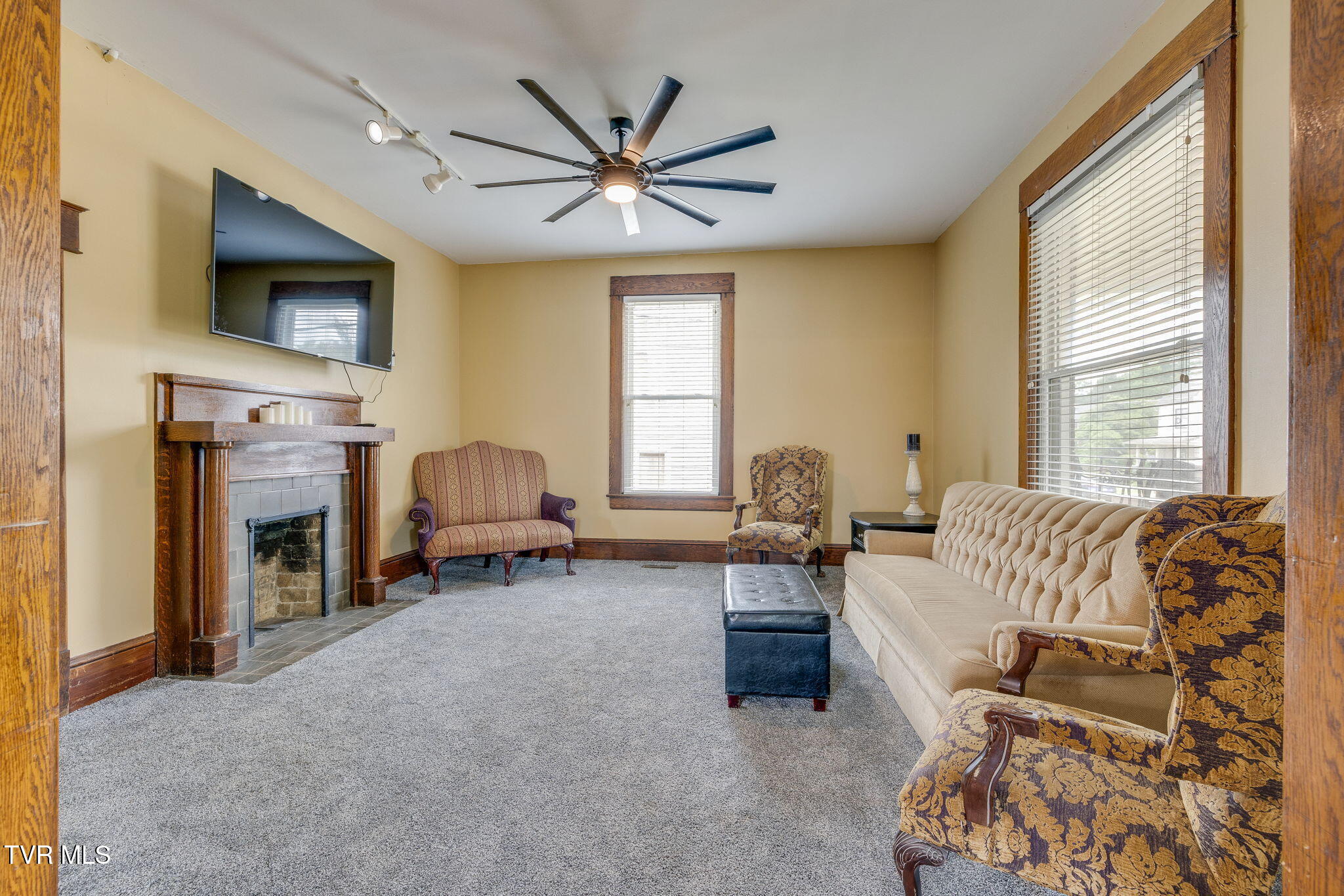 522 Alabama Street Bristol, TN 37620 - Photo 12 of 61 007