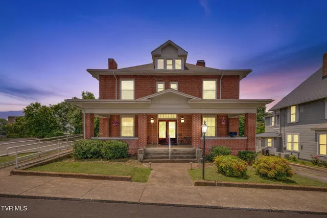 $479,000 | 522 Alabama Street, Bristol, TN 37620