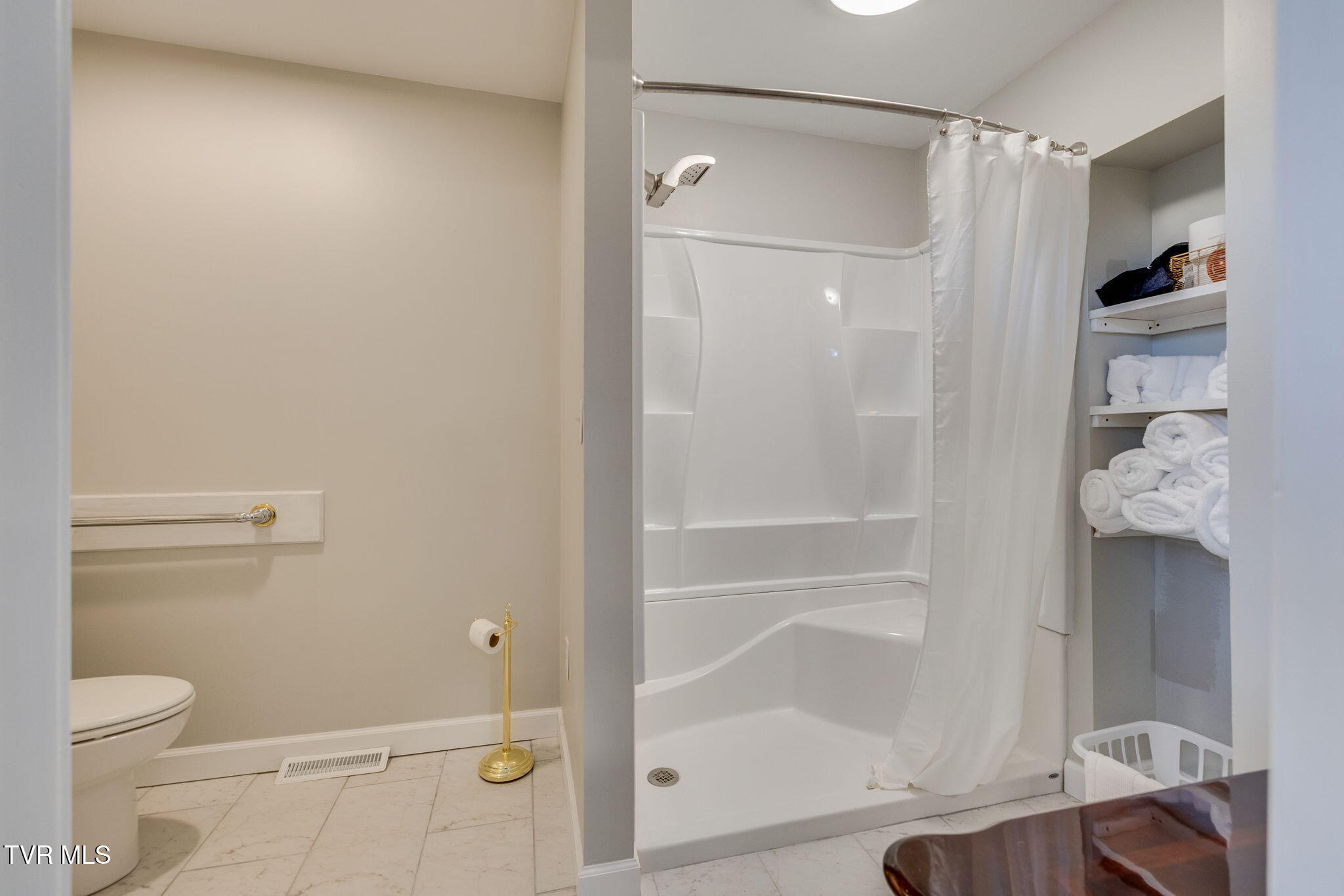 522 Alabama Street Bristol, TN 37620 - Photo 25 of 61 023