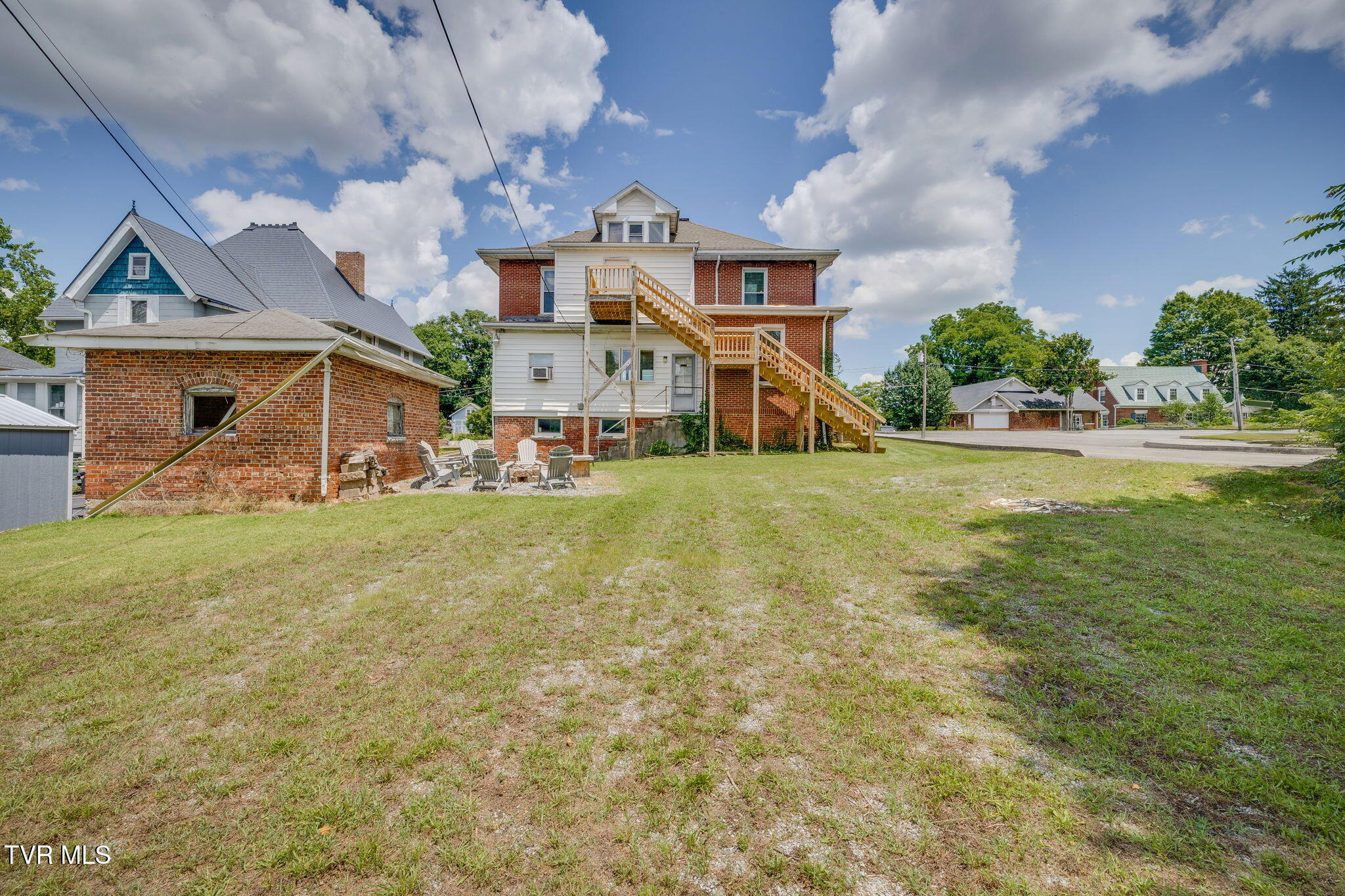 522 Alabama Street Bristol, TN 37620 - Photo 55 of 61 055