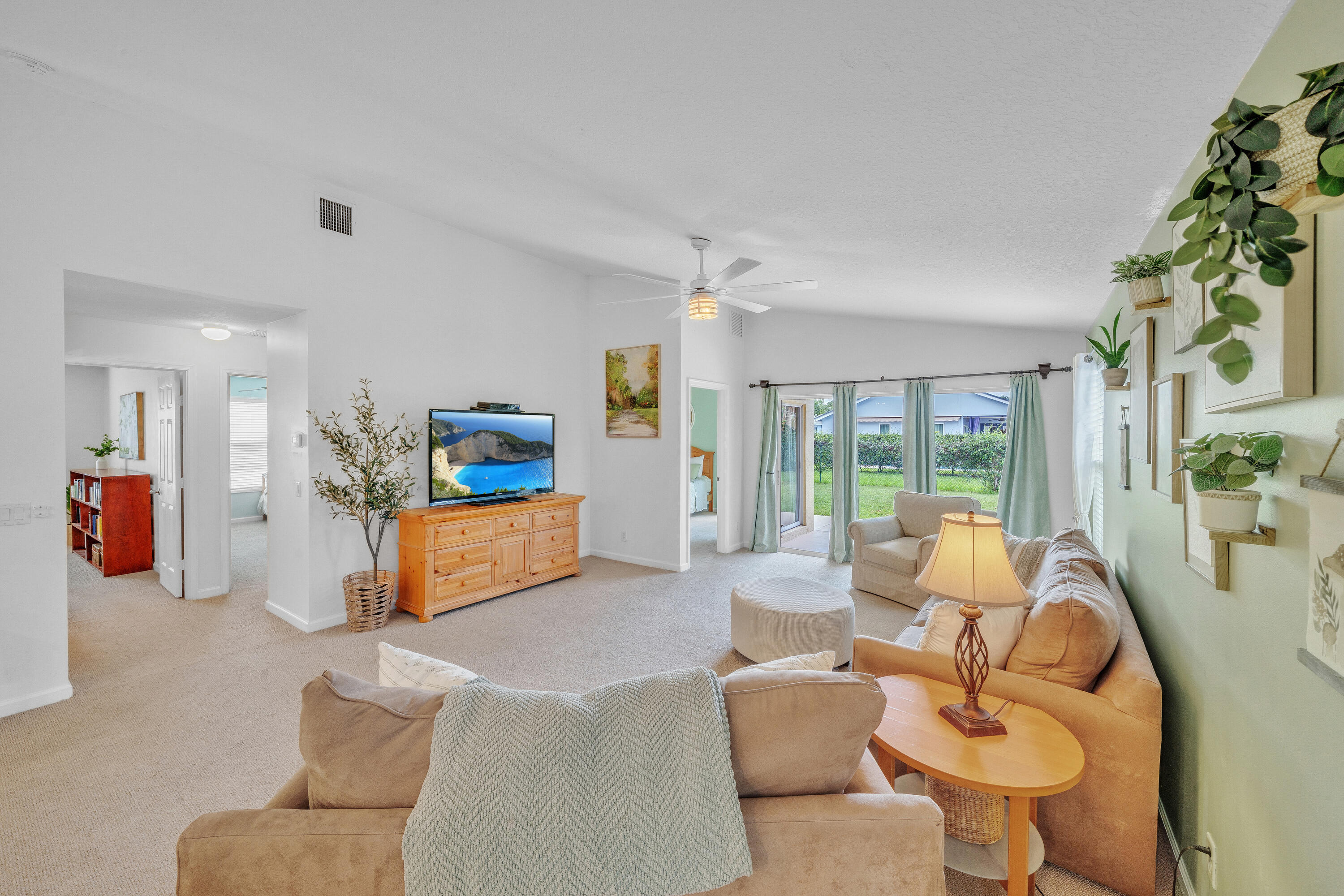 2551 Southwest Riviera Road Stuart, FL 34997 - Photo 18 of 77 8 Living Area (2)