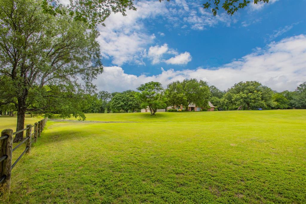 550 Creek Road Lorena, TX 76655 - Photo 22 of 34