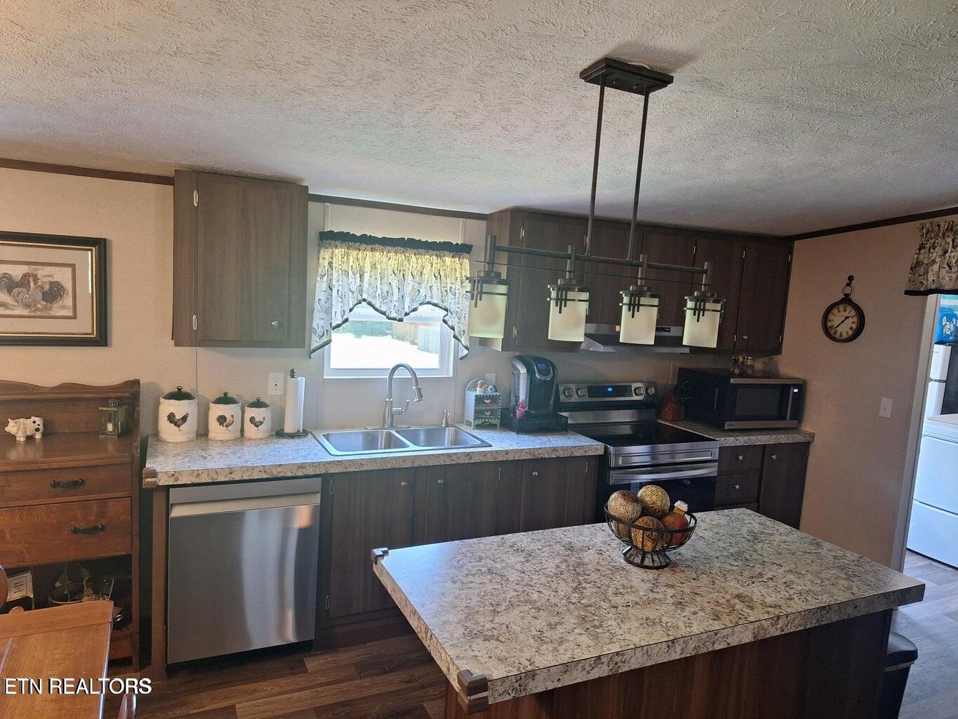 1450 Belltown Road Tellico Plains, TN 37385 - Photo 24 of 32 Kitchen 2
