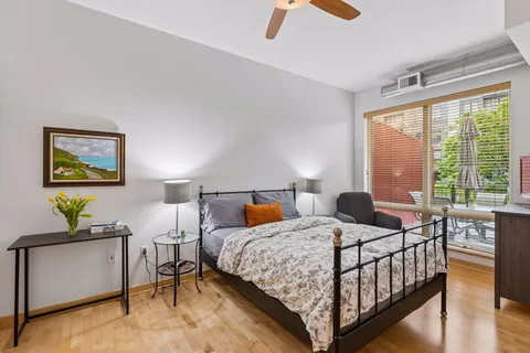 $275,000 | 240 Spring Street, Unit 203, St. Paul, MN 55102