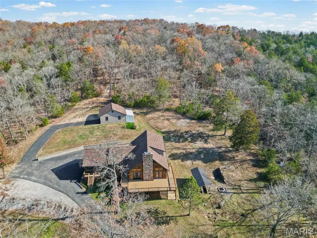 $475,000 | 11856 Castle Ranch Road, De Soto, MO 63020