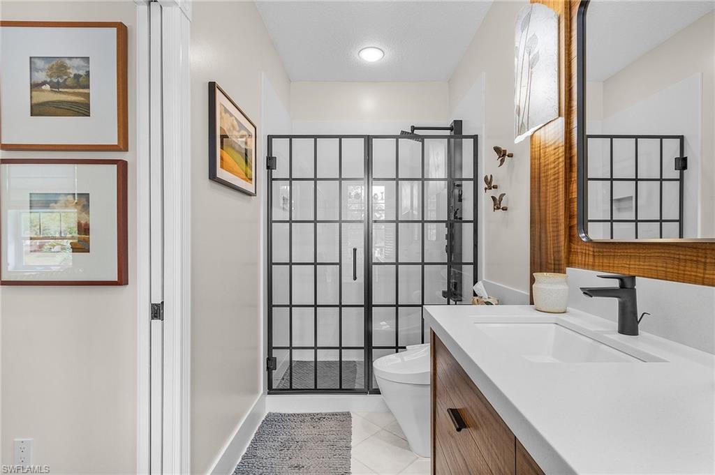 5677 Cove Circle Naples, FL 34119 - Photo 20 of 26