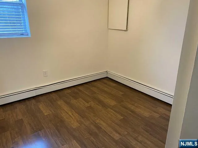 $1,500 | 1462 A River Road, Unit A, Edgewater, NJ 07020