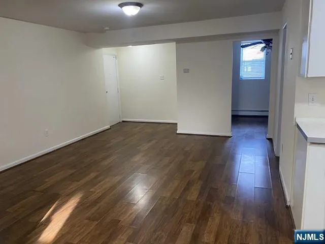 $1,500 | 1462 A River Road, Unit A, Edgewater, NJ 07020