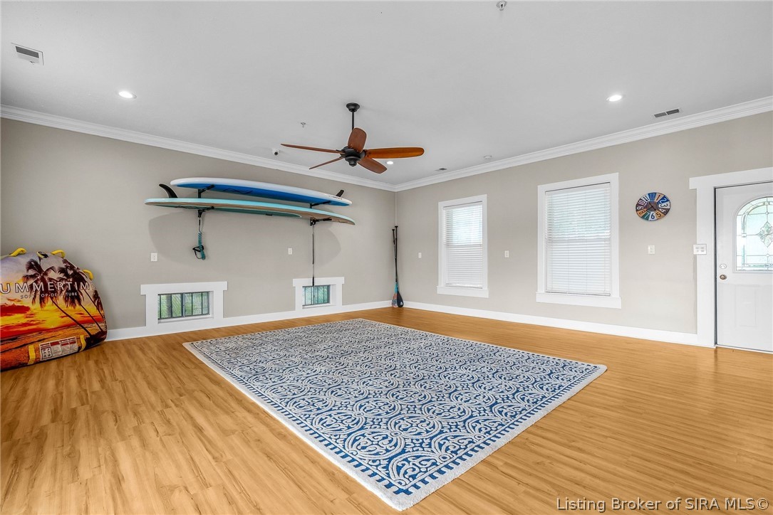 4702 Upper River Road Jeffersonville, IN 47130 - Photo 11 of 69 1st Floor Family Room