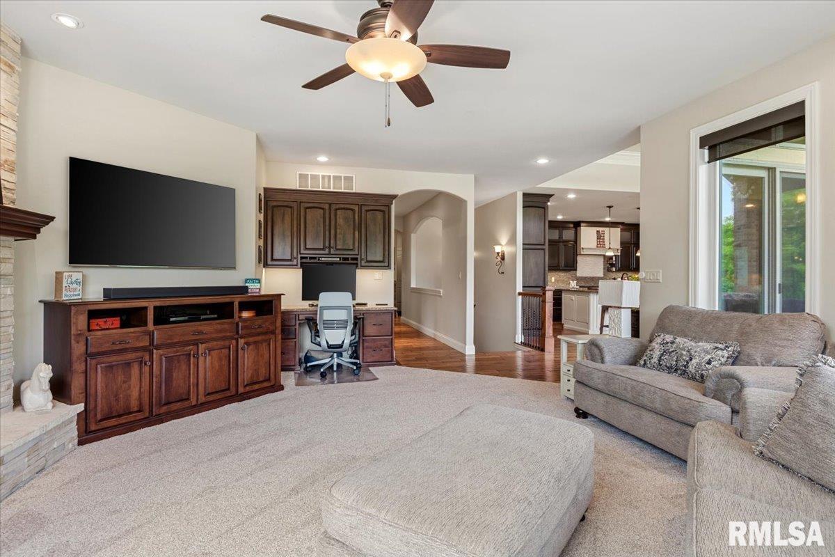 6249 Old Salem Lane Springfield, IL 62711 - Photo 20 of 88