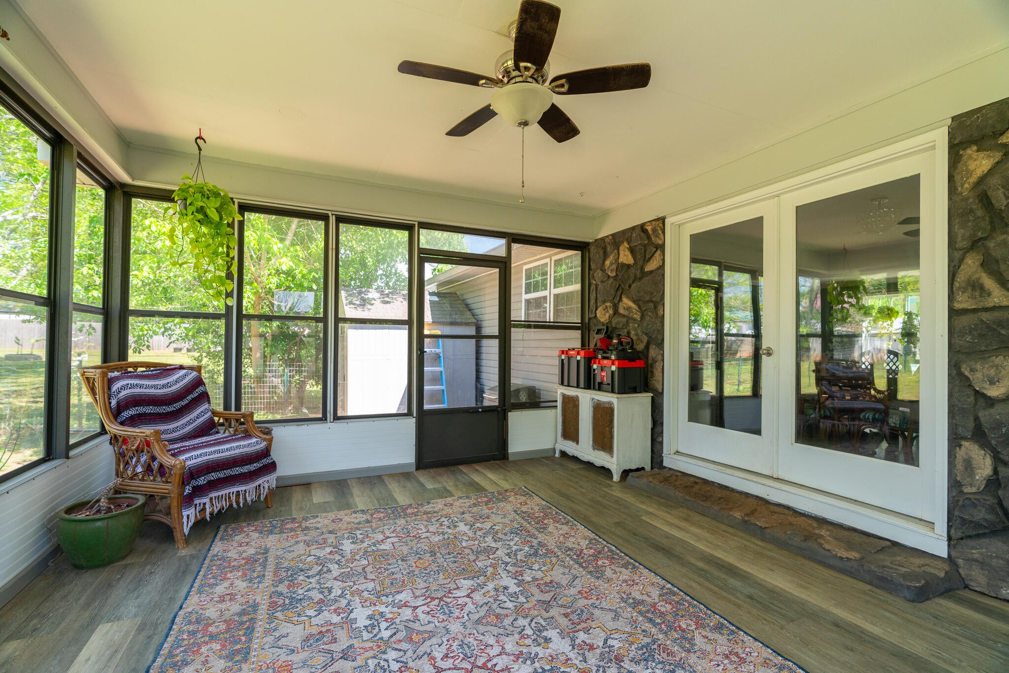 912 Barnabas Street Athens, TN 37303 - Photo 21 of 32 a living room with furniture and a large window
