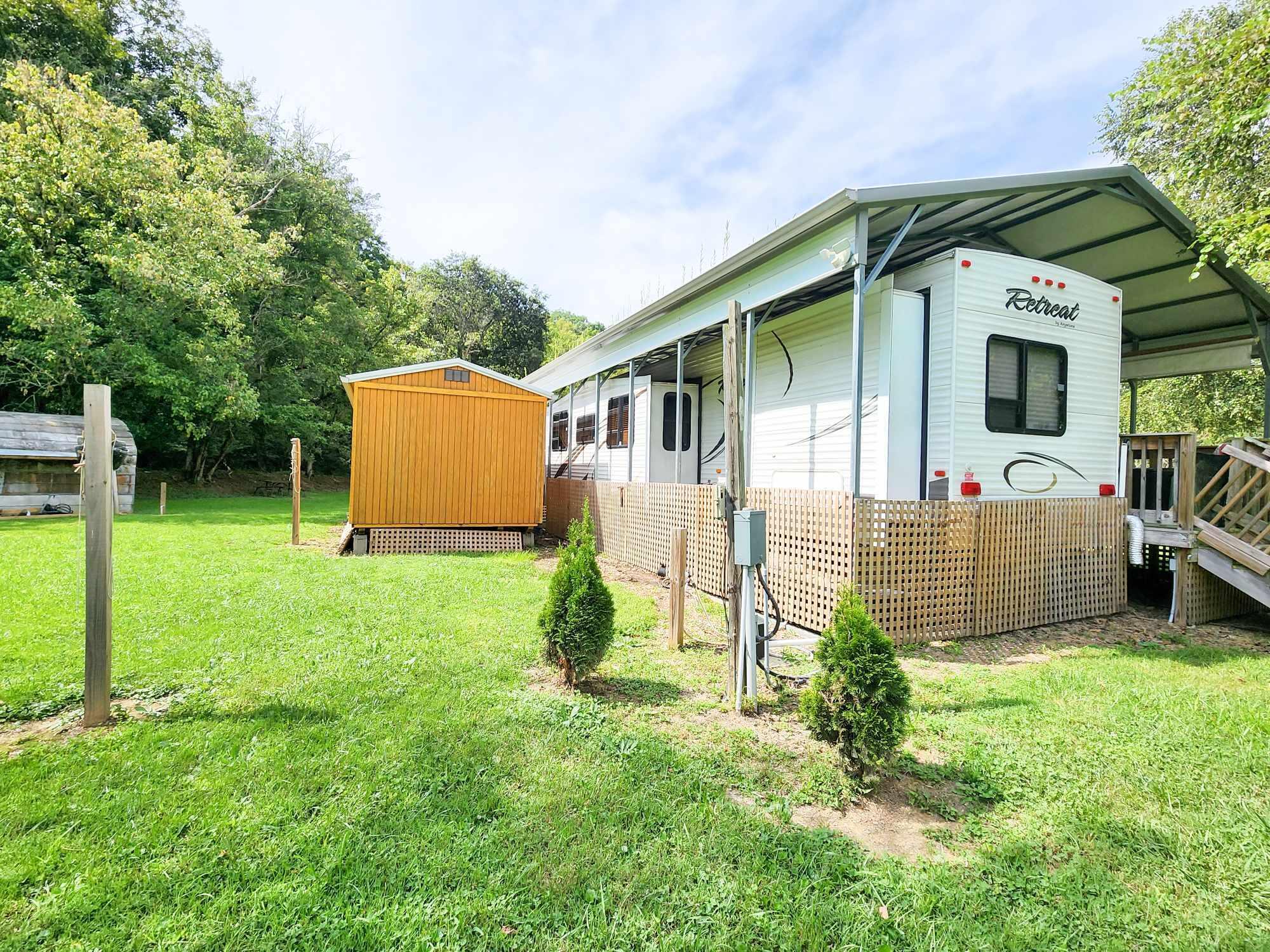 3003 Knob Creek Road Bybee, TN 37713 - Photo 20 of 26 376393472_848378369843807_38584636843612