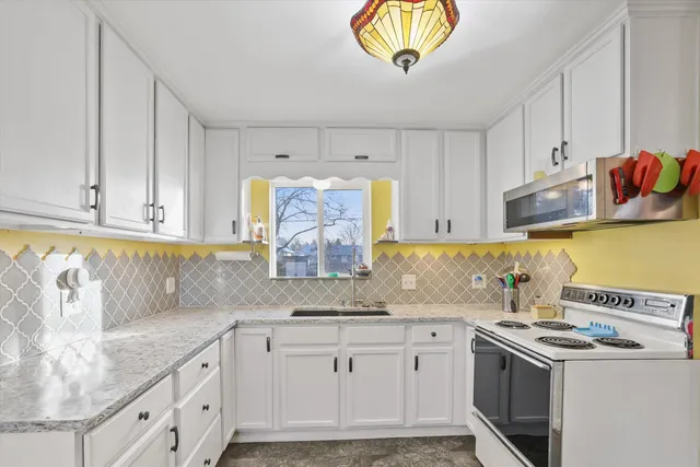 $310,000 | 408 East Crown Avenue, Spokane, WA 99207