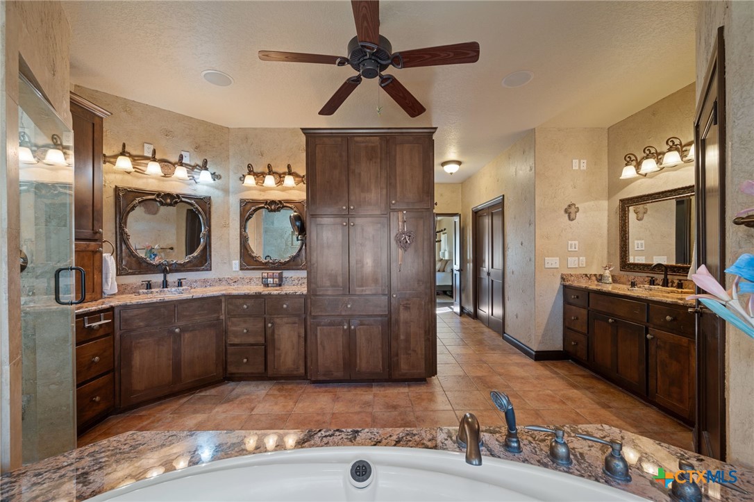 14049 Indian Bluff Road Temple, TX 76502 - Photo 25 of 46
