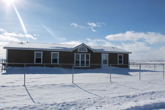 $290,000 | 712 East 1st Street, Big Piney, WY 83113