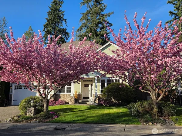 $899,500 | 22417 72nd Street East, Buckley, WA 98321