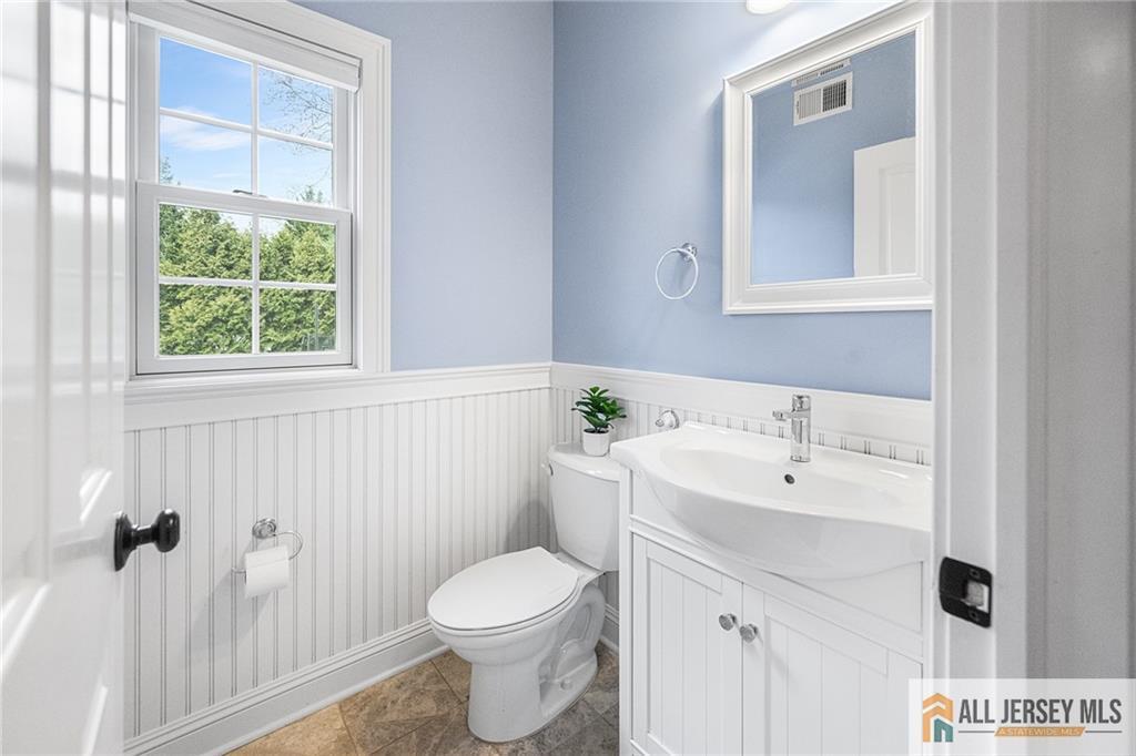 255 Walnut Street Westfield, NJ 07090 - Photo 29 of 45