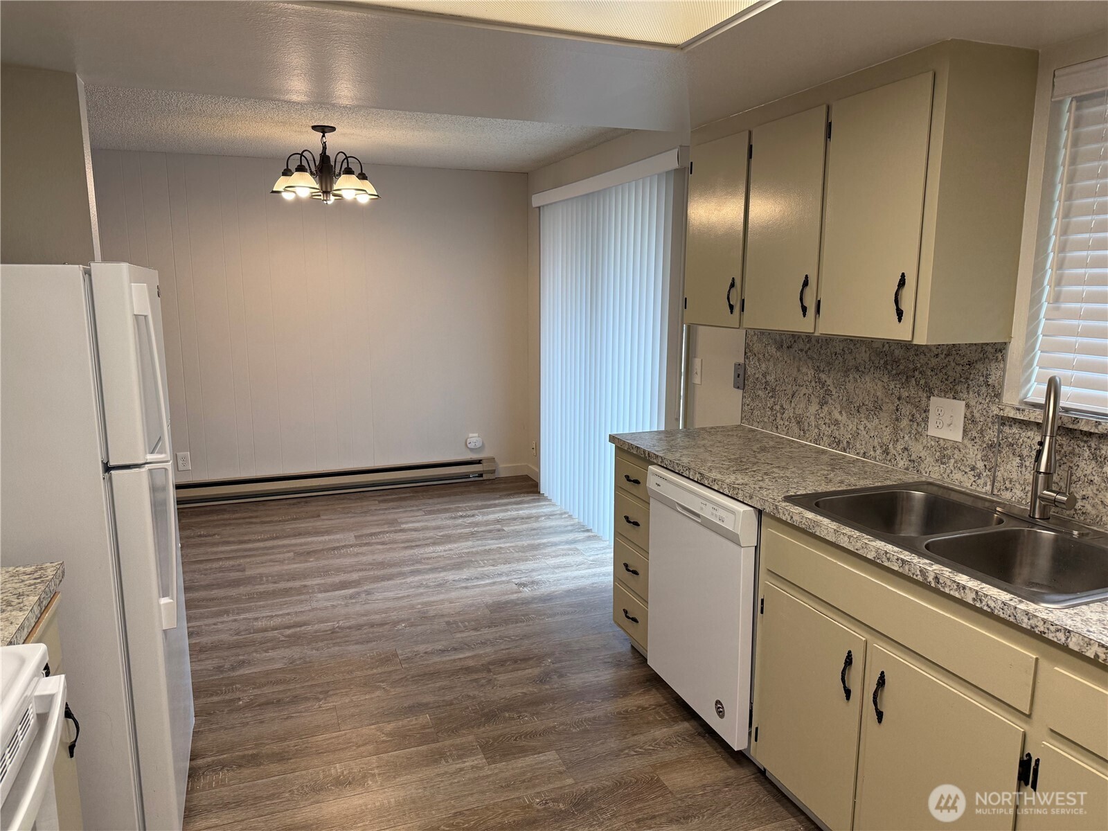 10135 Meadowside Lane Southwest Rochester, WA 98579 - Photo 11 of 16 Gallery Image 11