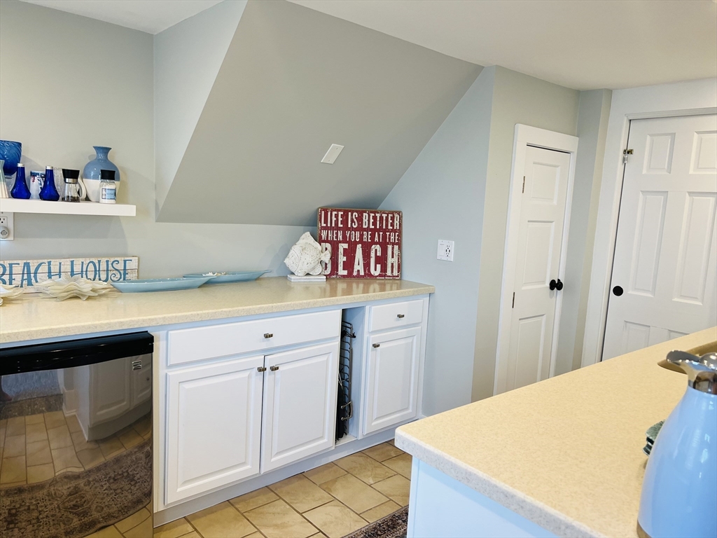 98 Wilson Road Nahant, MA 01908 - Photo 20 of 25 Gallery Image 20