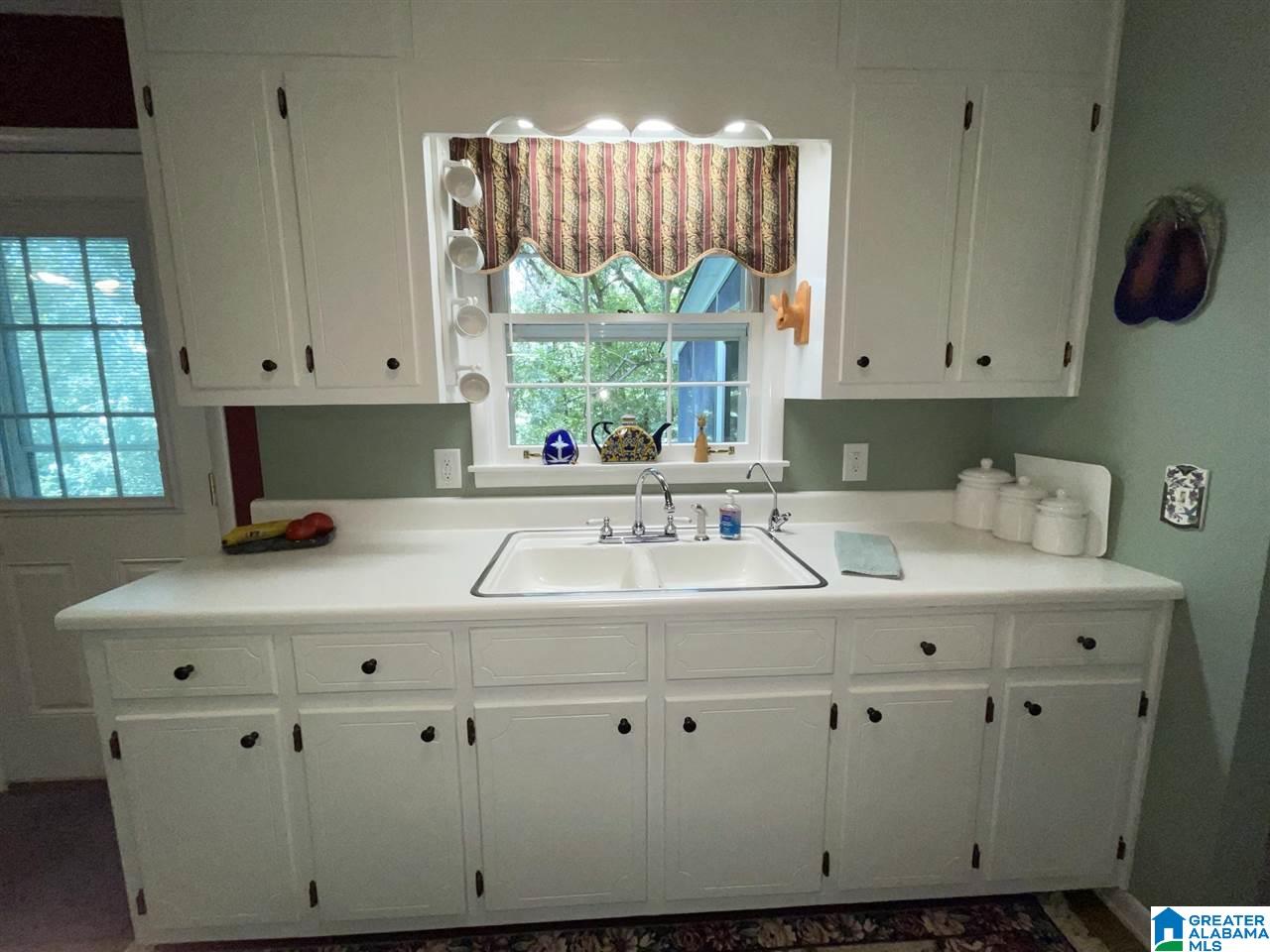 1917 Kenneth Street Fultondale, AL 35068 - Photo 7 of 47