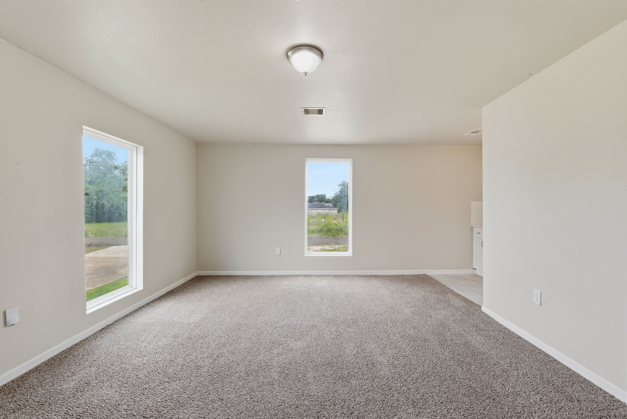 303 Gans Street Houston, TX 77029 - Photo 10 of 27