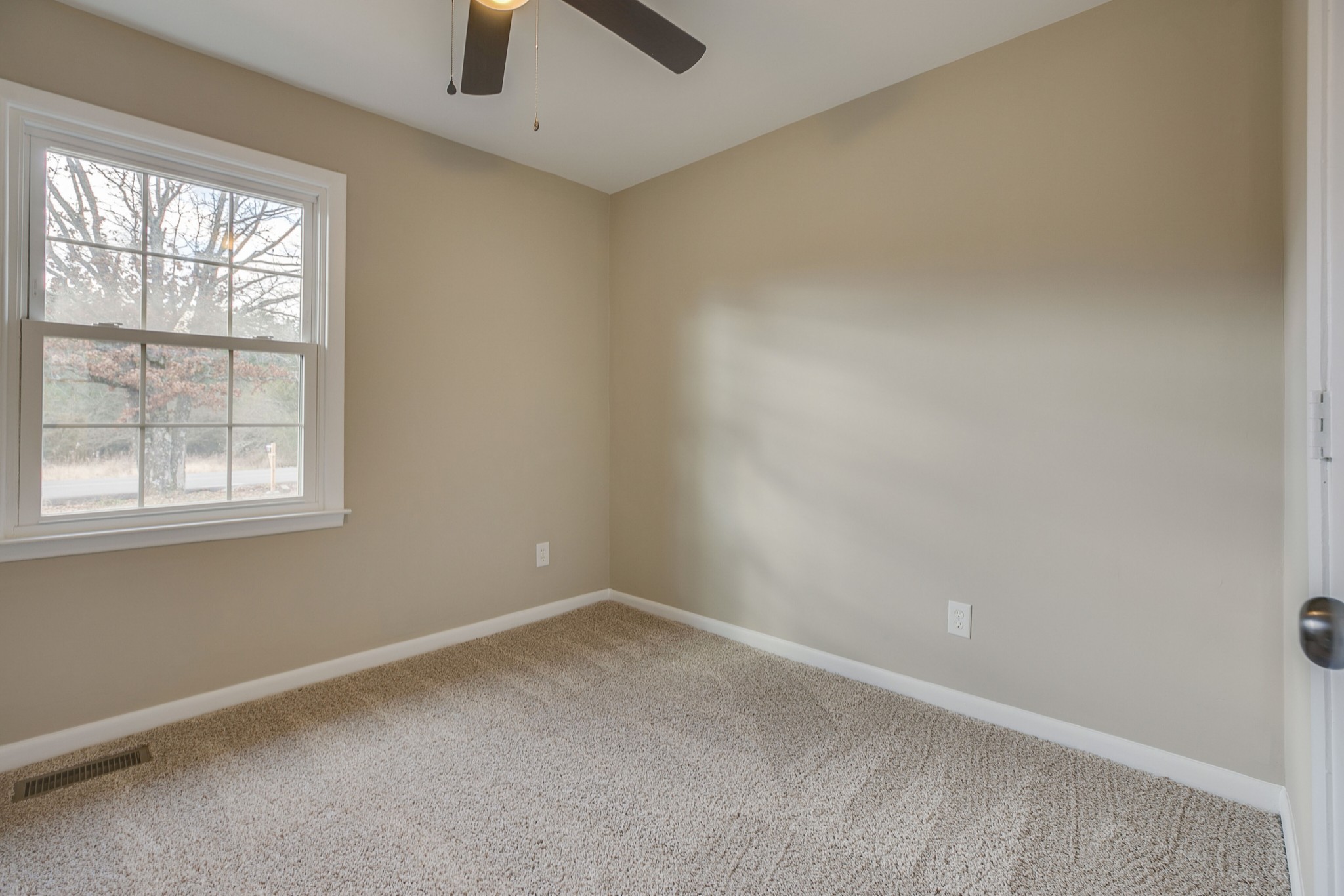 1011 Double Springs Road Murfreesboro, TN 37127 - Photo 19 of 32 Gallery Image 19