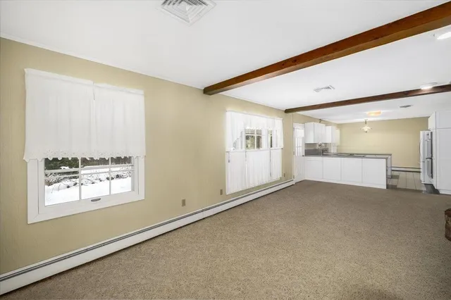 $679,900 | 11 Strawberry Hill Road, Bedford, NH 03110