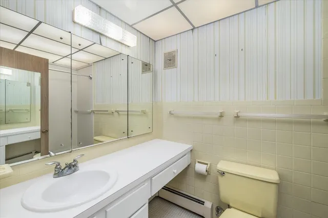 $679,900 | 11 Strawberry Hill Road, Bedford, NH 03110