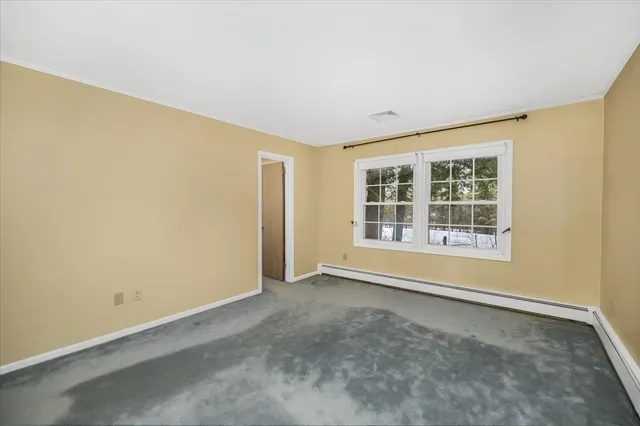 $679,900 | 11 Strawberry Hill Road, Bedford, NH 03110