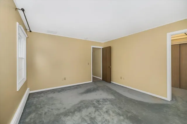 $679,900 | 11 Strawberry Hill Road, Bedford, NH 03110