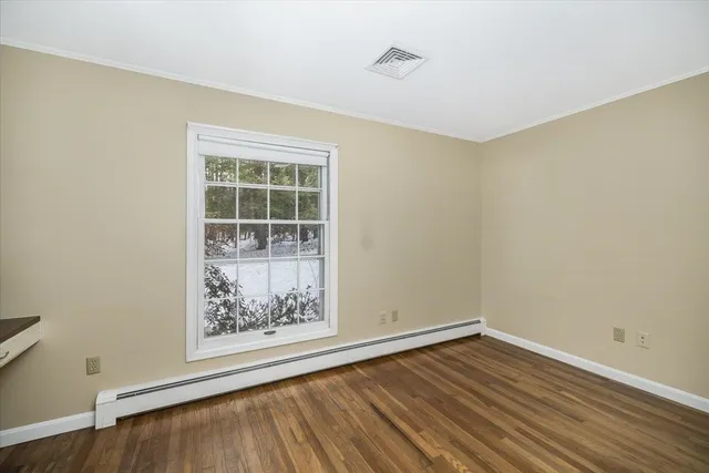 $679,900 | 11 Strawberry Hill Road, Bedford, NH 03110