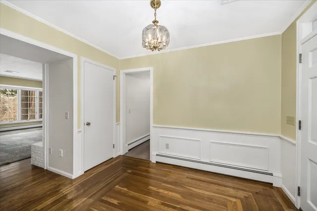 $679,900 | 11 Strawberry Hill Road, Bedford, NH 03110