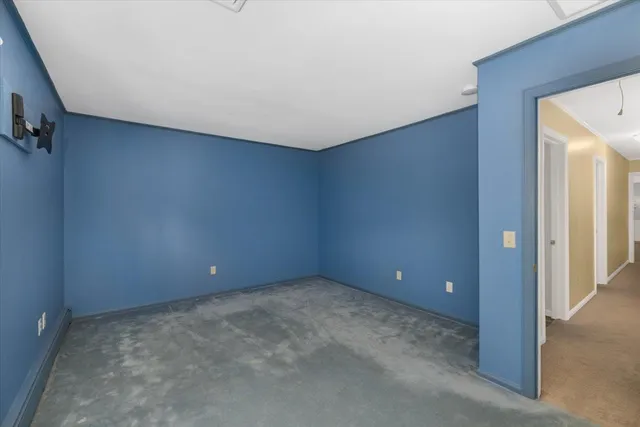 $679,900 | 11 Strawberry Hill Road, Bedford, NH 03110