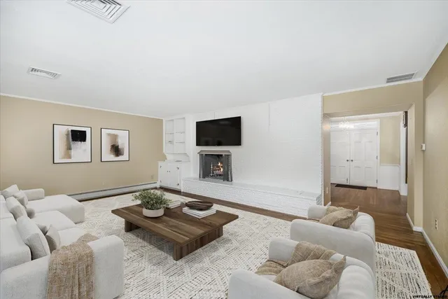 $679,900 | 11 Strawberry Hill Road, Bedford, NH 03110