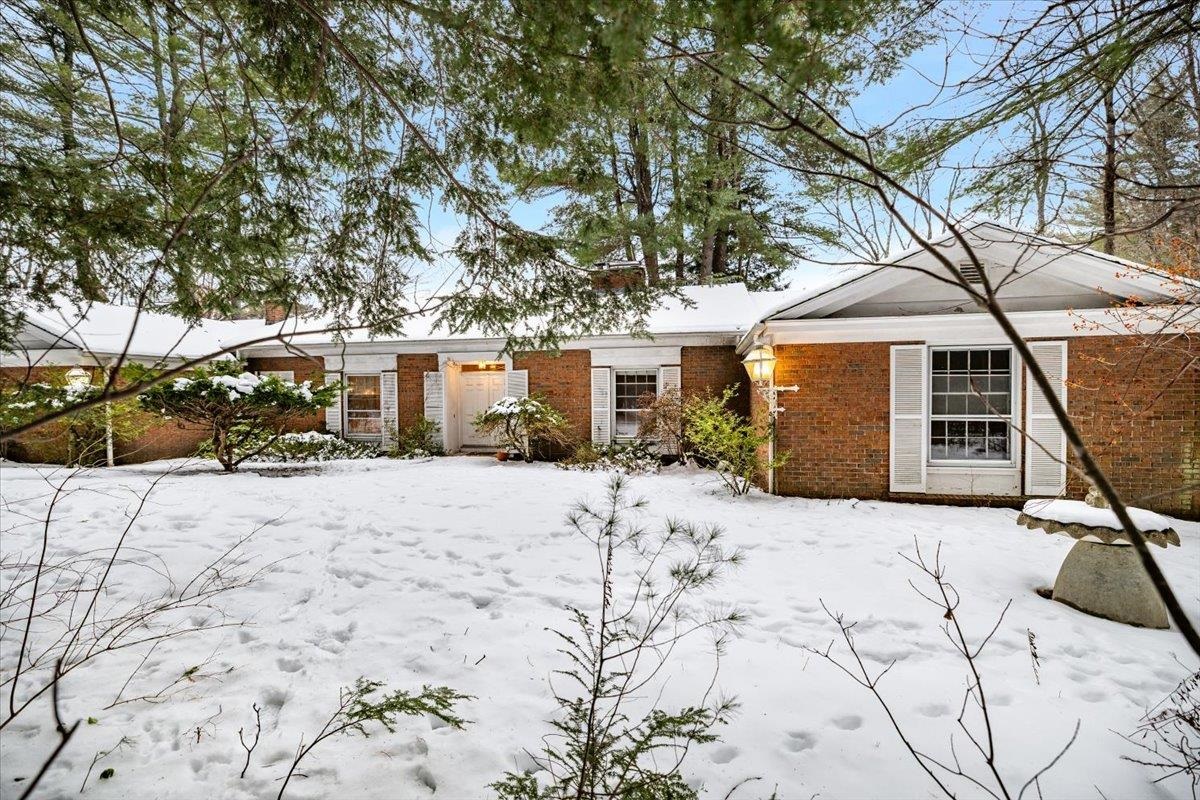 11 Strawberry Hill Road Bedford, NH 03110 - Photo 48 of 53