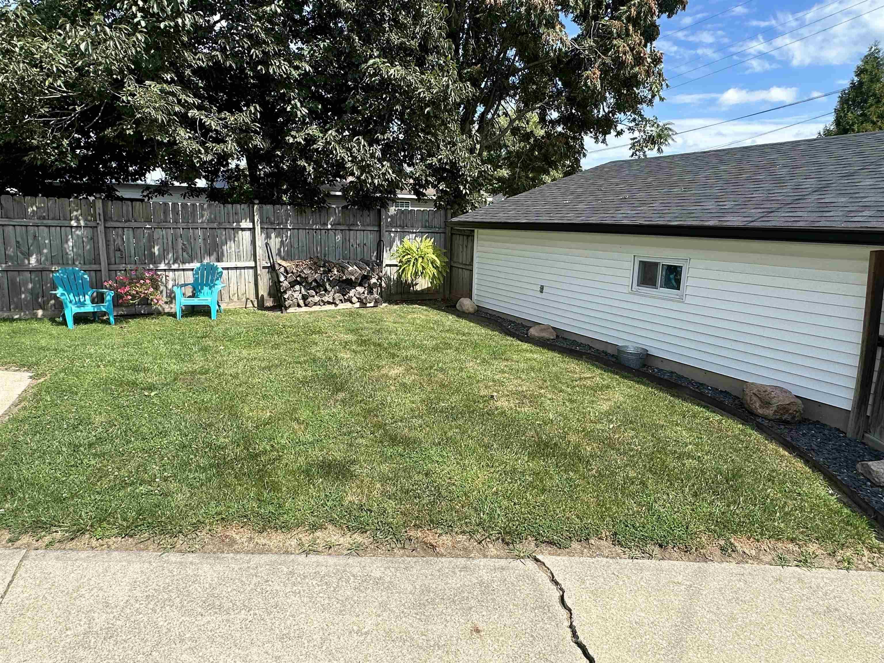 714 Q Street Bedford, IN 47421 - Photo 11 of 36