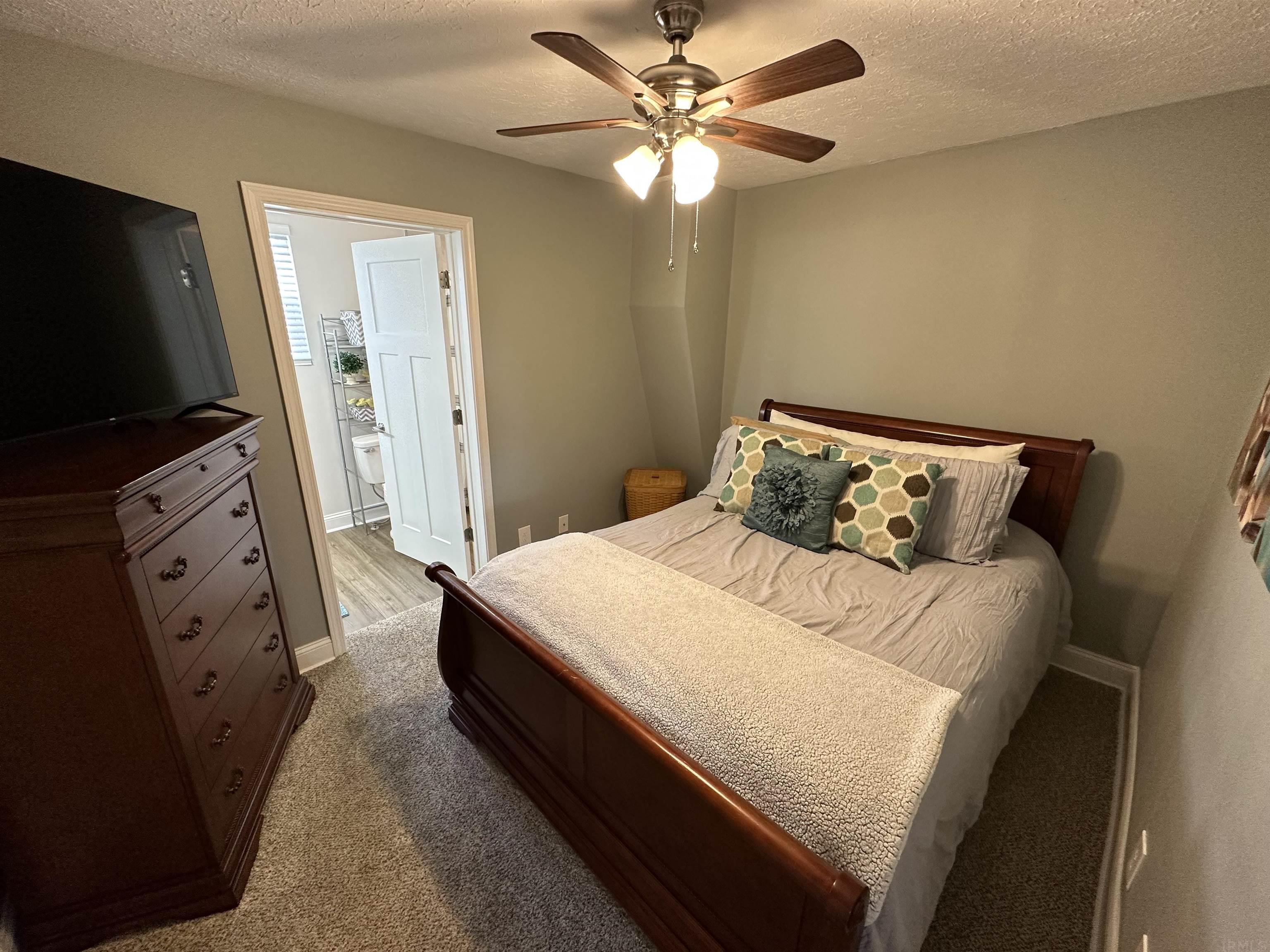 714 Q Street Bedford, IN 47421 - Photo 32 of 36