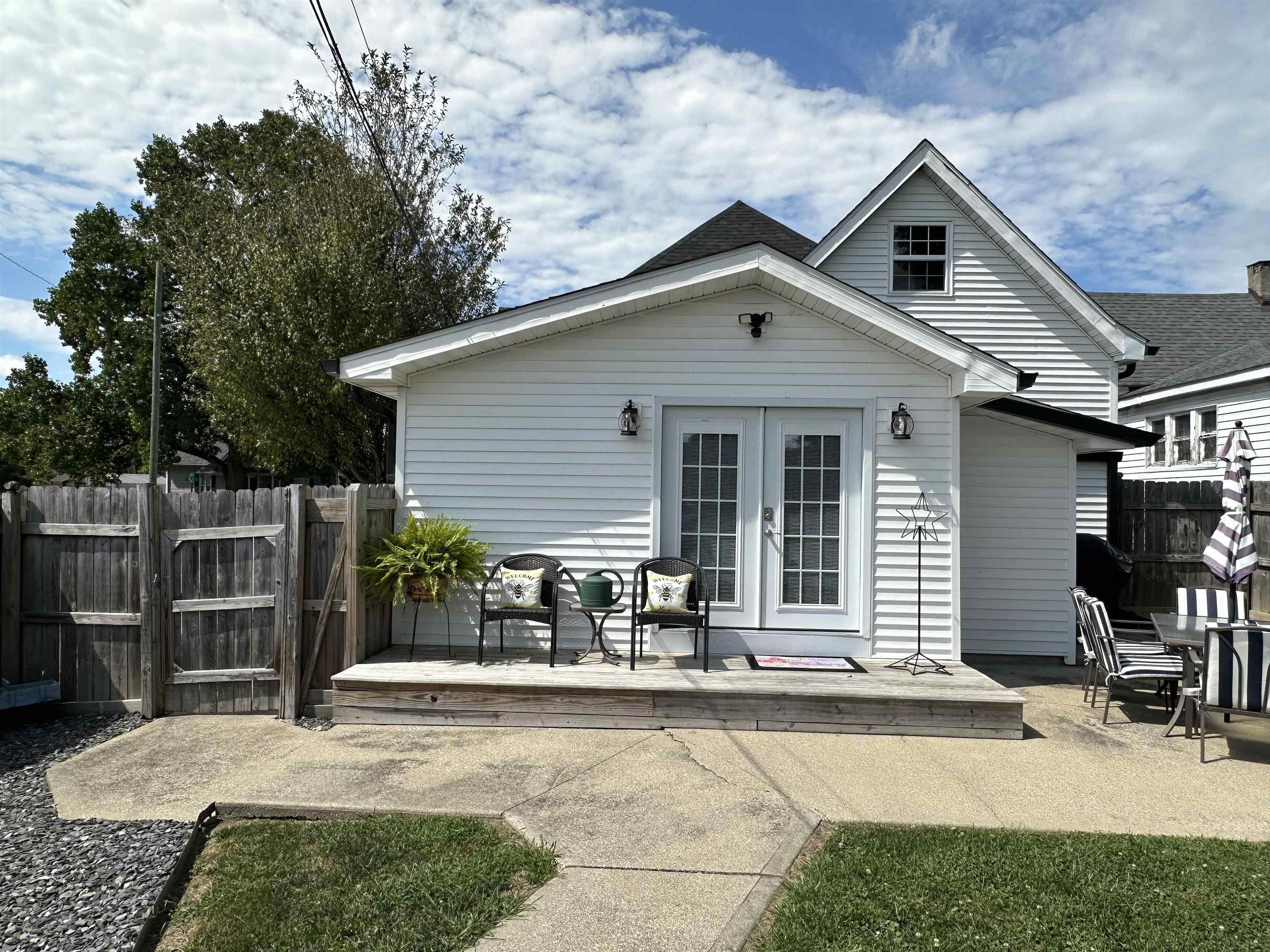 714 Q Street Bedford, IN 47421 - Photo 10 of 36