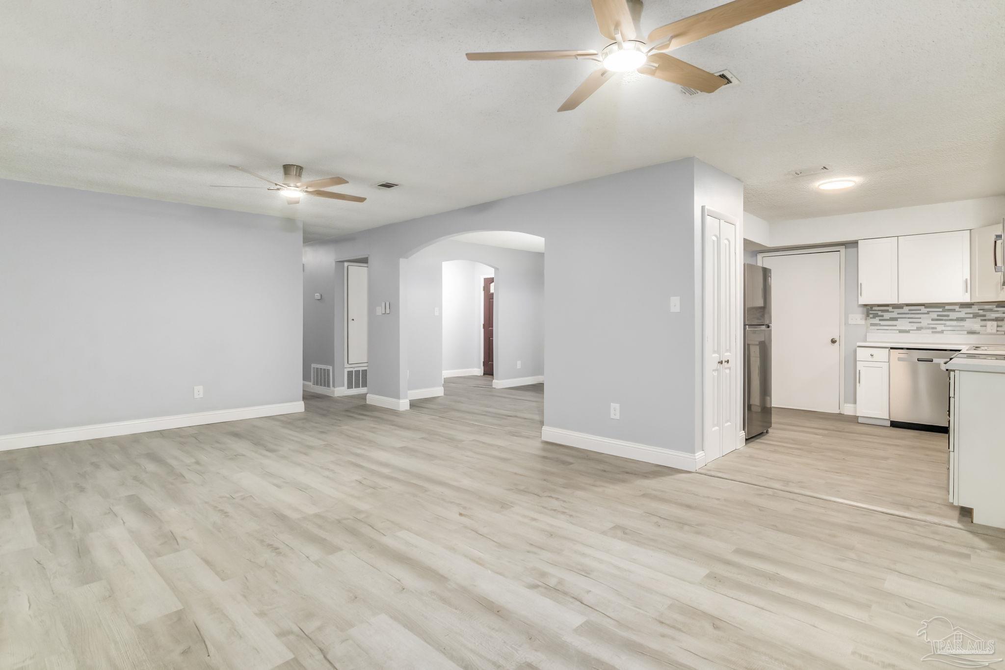 5855 Scotland Road Pensacola, FL 32526 - Photo 7 of 36 Gallery Image 7