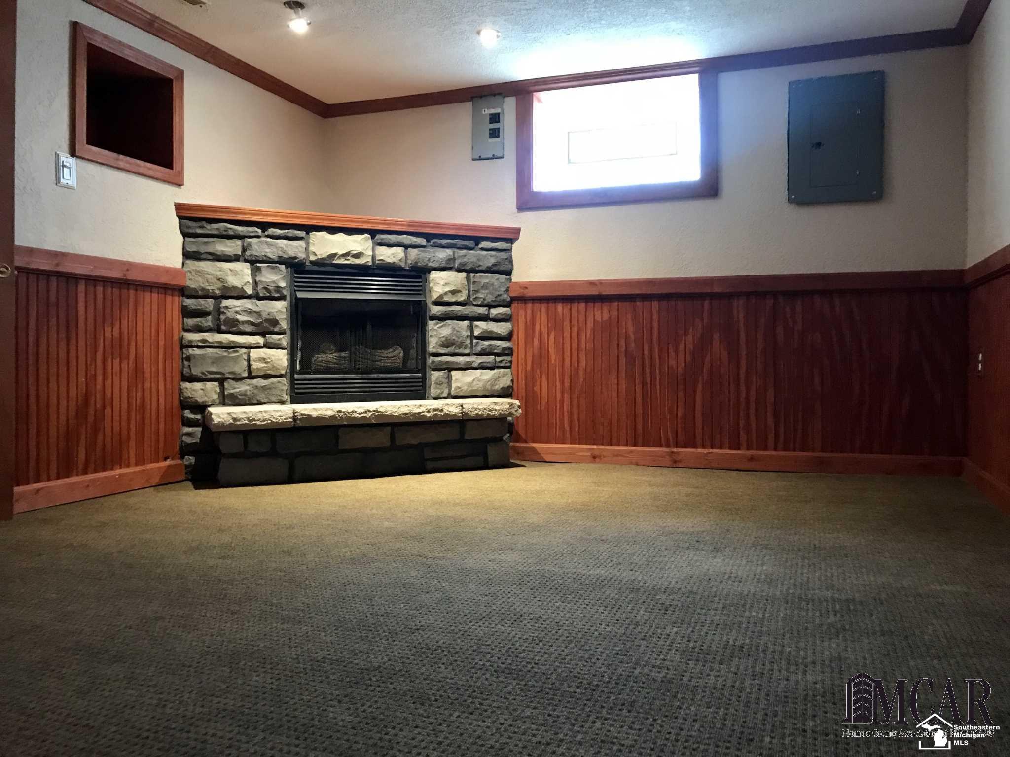 666 Pickard Road Temperance, MI 48182 - Photo 22 of 25 21448186-21.JPG