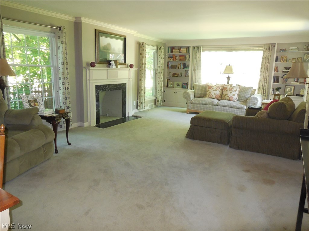 125 Overhill Road Youngstown, OH 44512 - Photo 3 of 13 Gallery Image 3