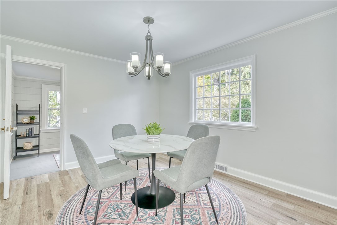 76 Valley View Crescent Irondequoit, NY 14617 - Photo 15 of 47