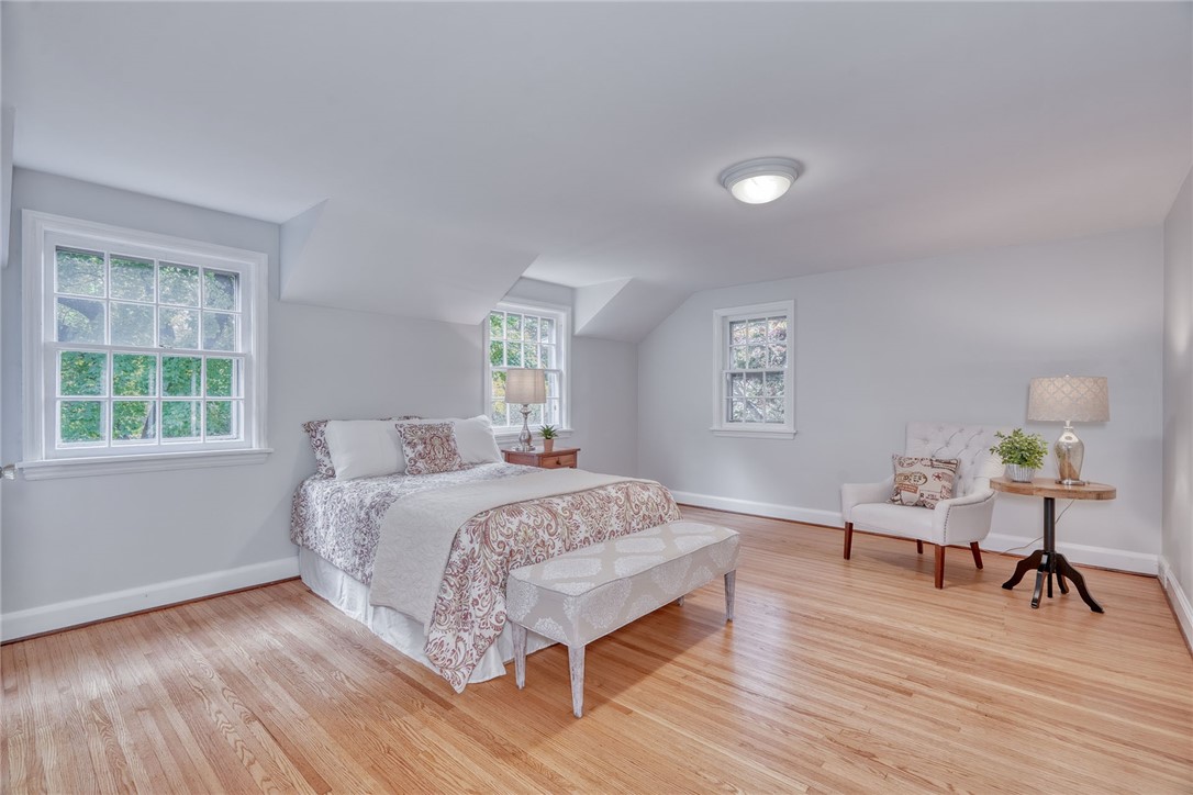 76 Valley View Crescent Irondequoit, NY 14617 - Photo 23 of 47