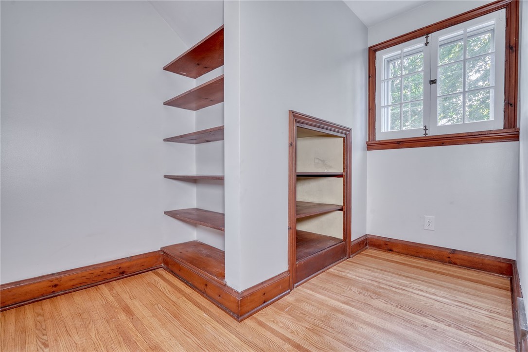 76 Valley View Crescent Irondequoit, NY 14617 - Photo 30 of 47