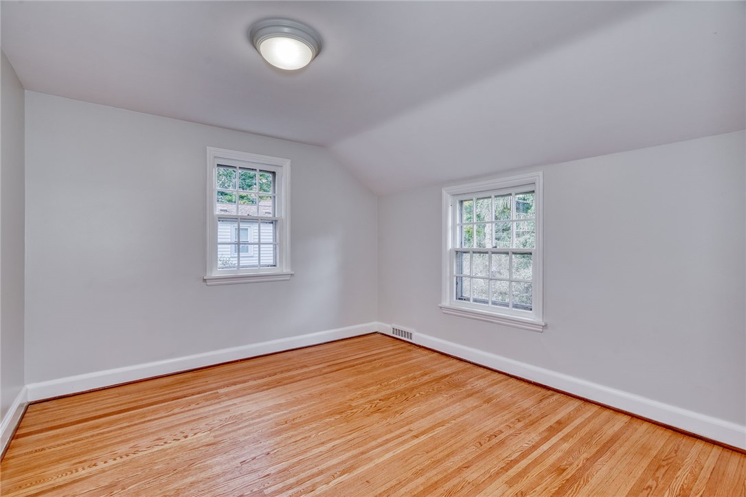 76 Valley View Crescent Irondequoit, NY 14617 - Photo 32 of 47