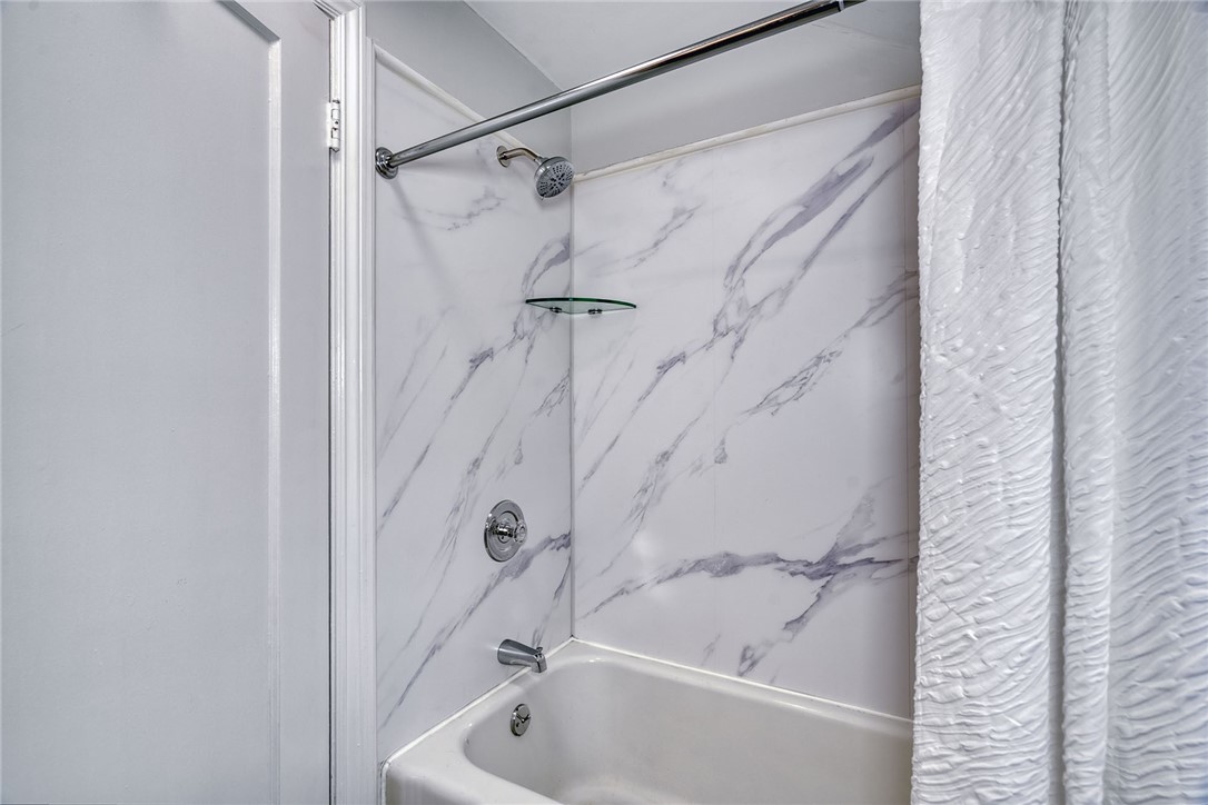 76 Valley View Crescent Irondequoit, NY 14617 - Photo 35 of 47